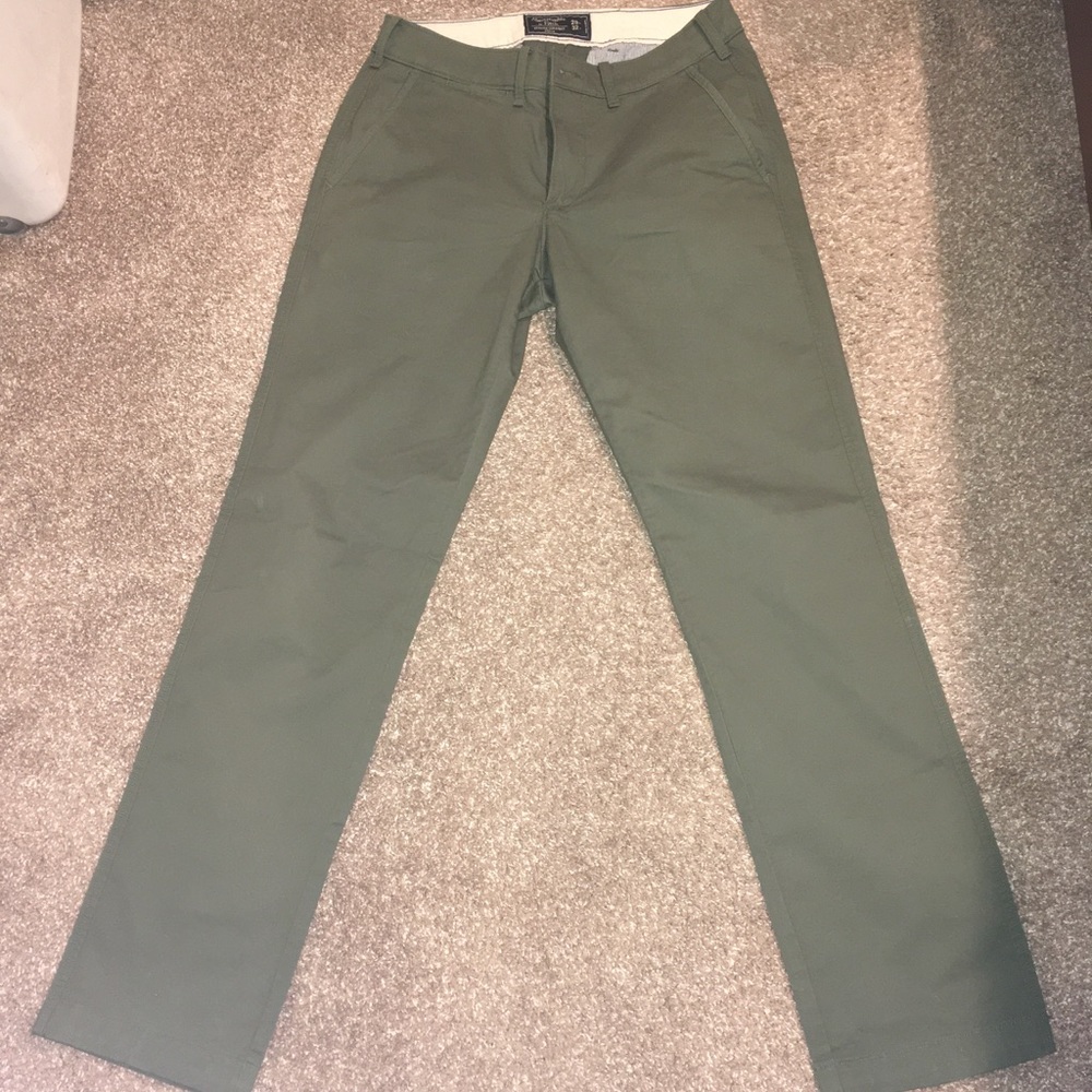 Abercrombie Chinos 29x32